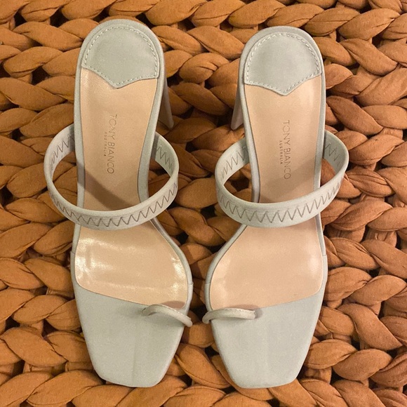 ‼️SALE‼️Tony Bianco heels - Picture 3 of 5